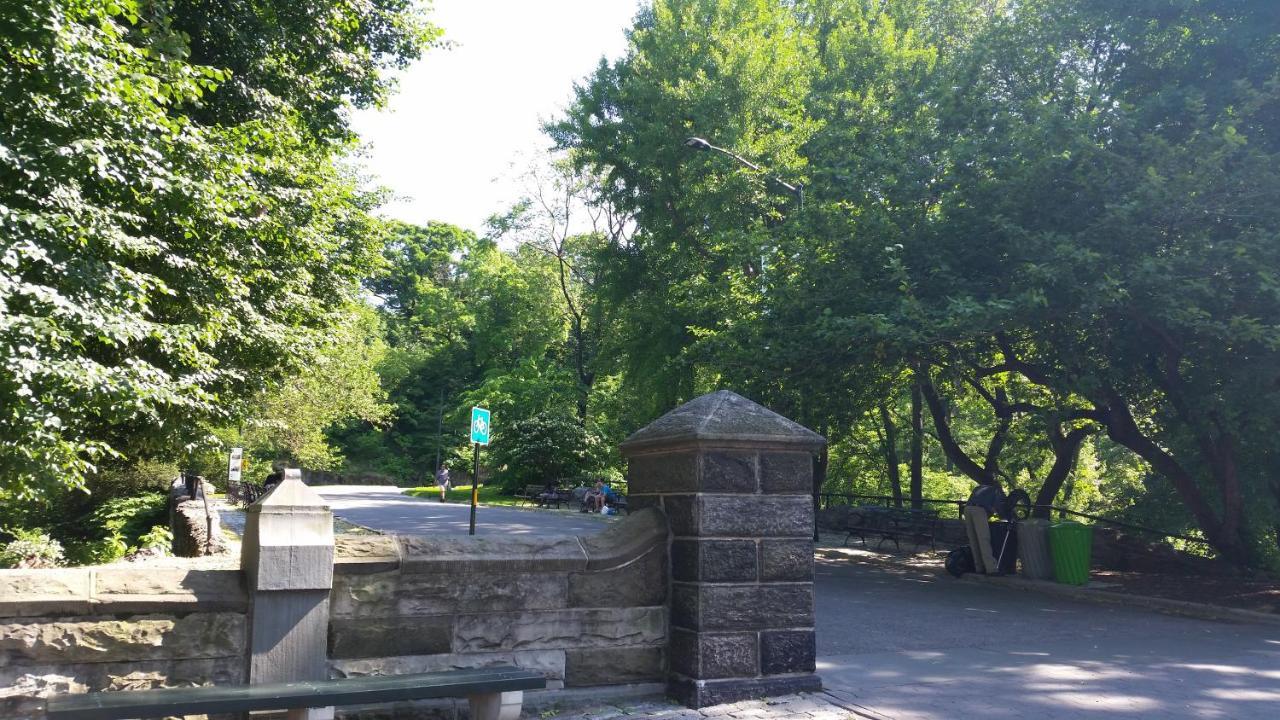 The Central Park North New York Eksteriør bilde